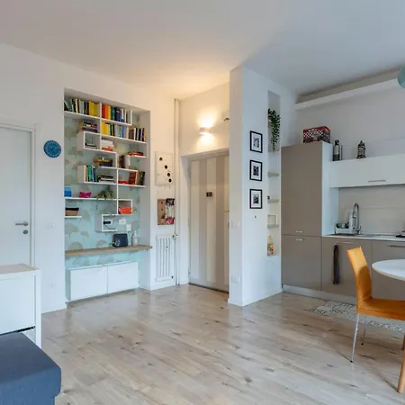 Casa Lucio Sestio Metro A Daire