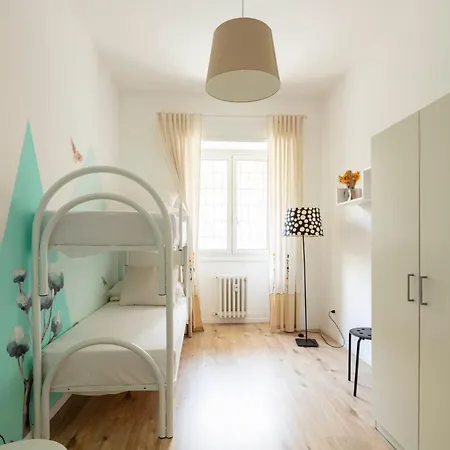 Casa Lucio Sestio Metro A *